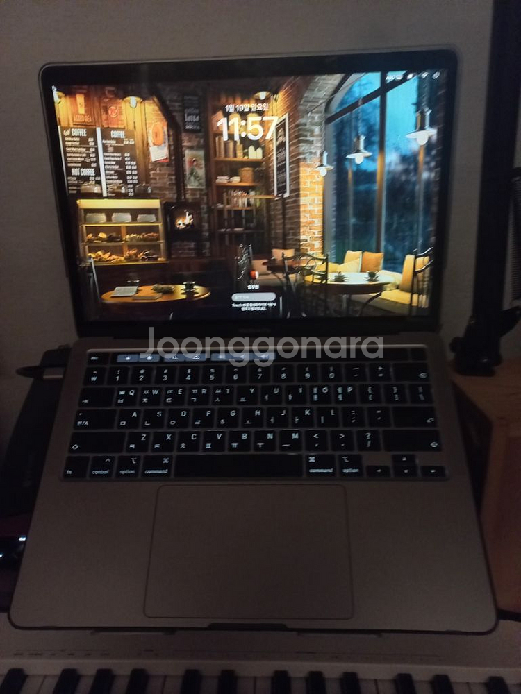 맥북 프로 13 - 램16GB/SSD1TB--2