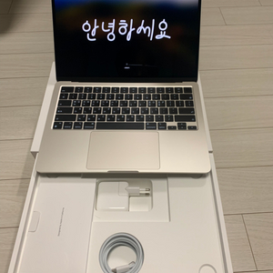 맥북 에어 M2 13인치 16gb 512ssd 스타라이