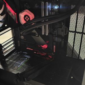 asus rog crosshair hero x570