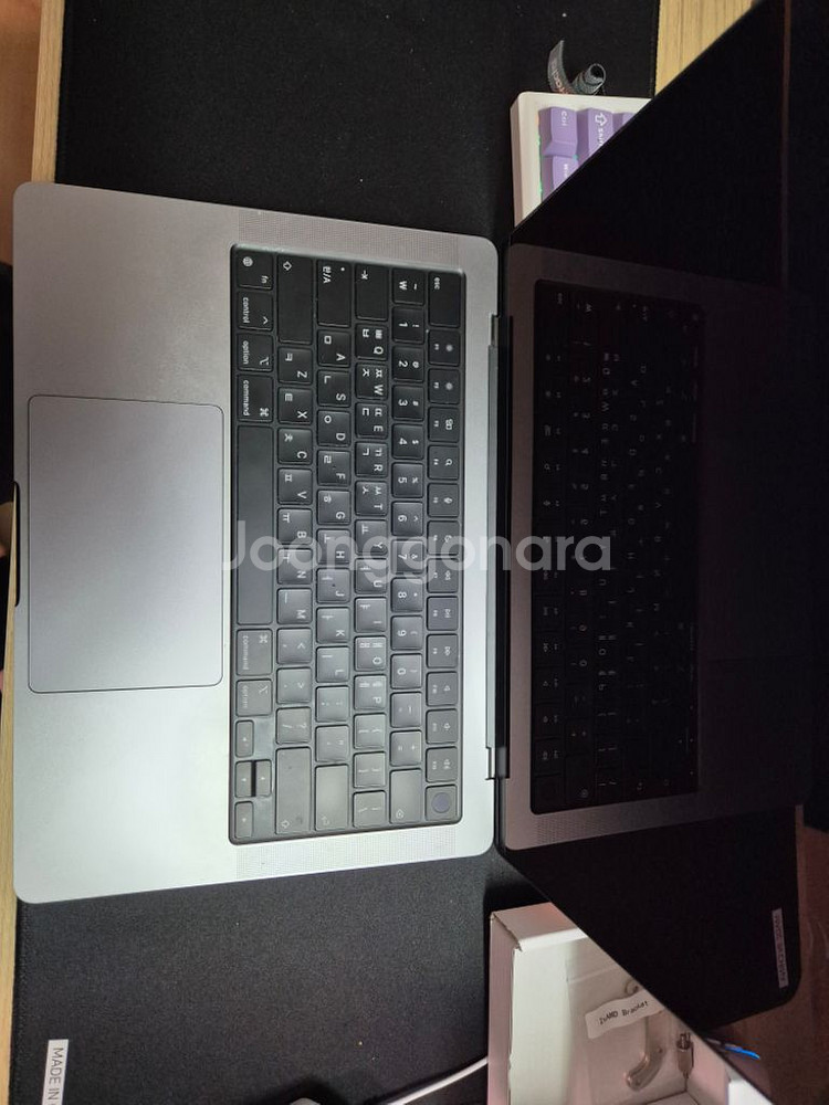 (상판 하자)Macbook 맥북 pro 14인치 m2--1