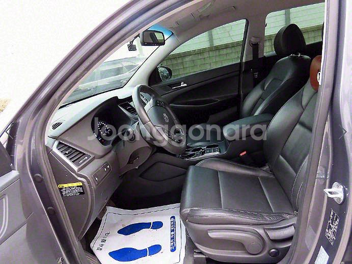 @17년식 올 뉴투싼 디젤 1.7 2WD 모던피버 전--4