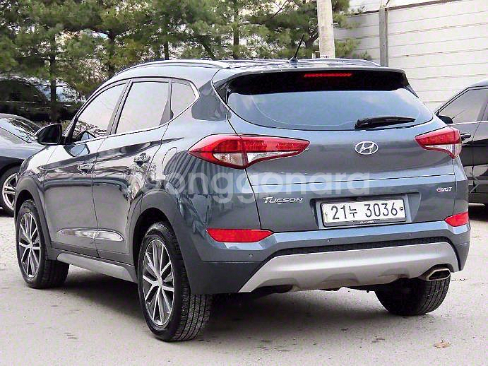 @17년식 올 뉴투싼 디젤 1.7 2WD 모던피버 전--2