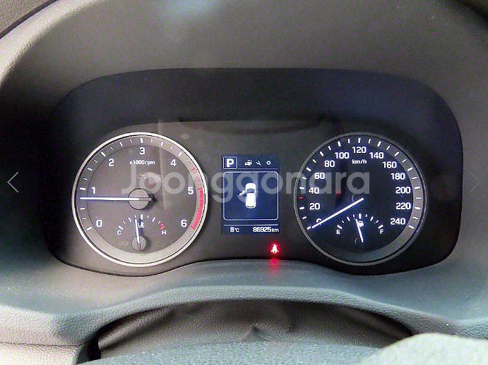 @17년식 올 뉴투싼 디젤 1.7 2WD 모던피버 전--8