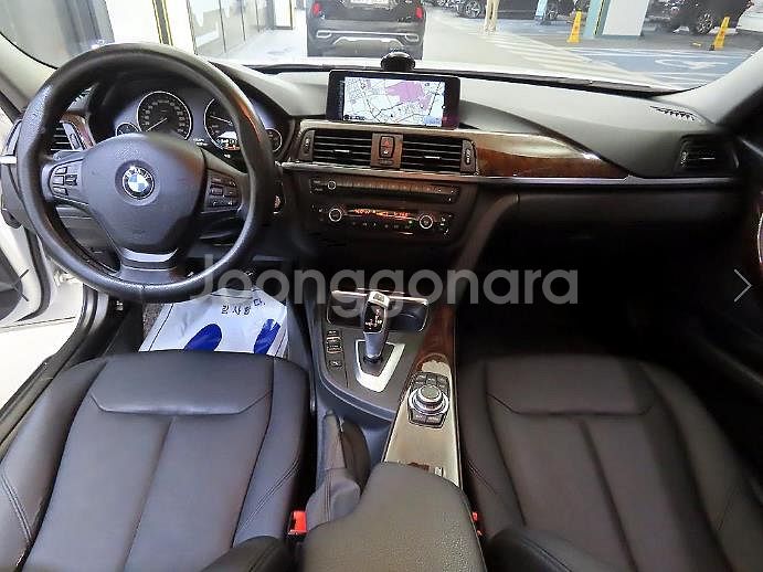 @13년식 3시리즈(6세대) 320d xDrive--9