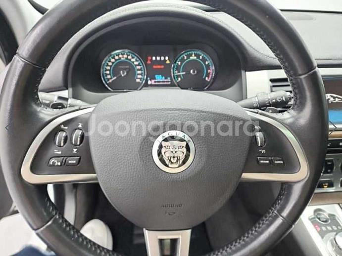 @13년식 XF 3.0 V6 SC 럭셔리 전국최저가격--8