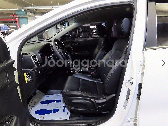 @16년식 신형 스포티지 1.7 2WD 트렌디 전국최--5