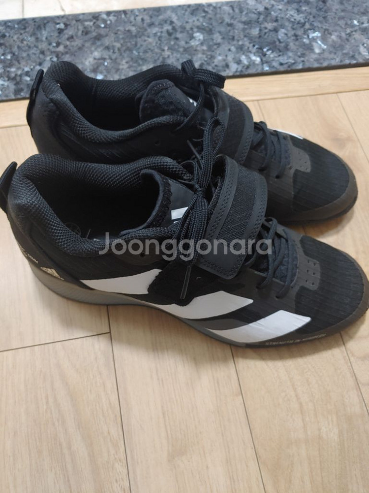아디다스 역도화 팝니다--1