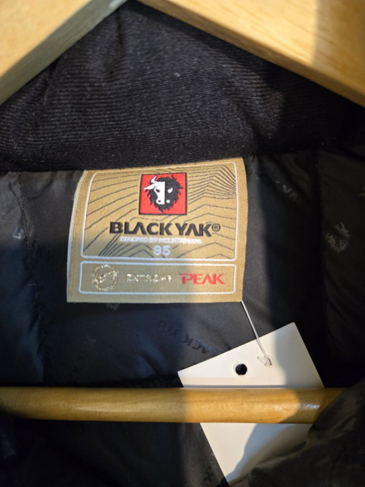 블랙야크 여성 구스패딩 이미지