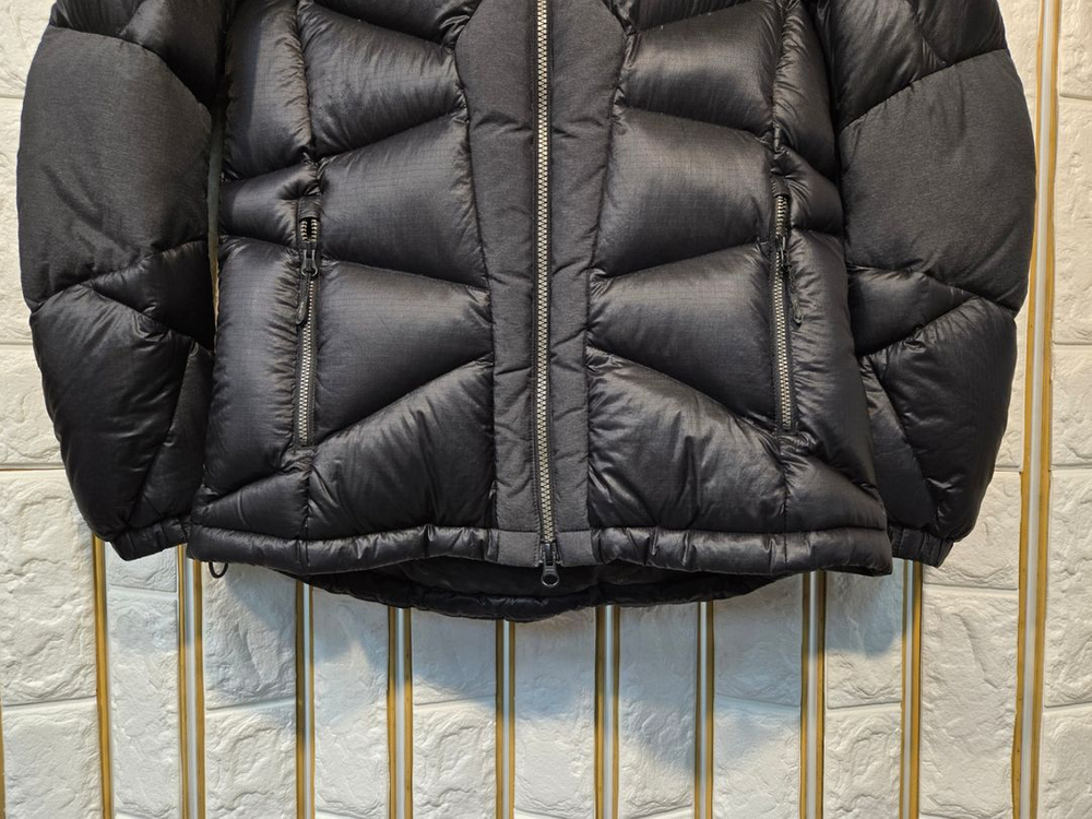 블랙야크 여성 구스패딩 이미지