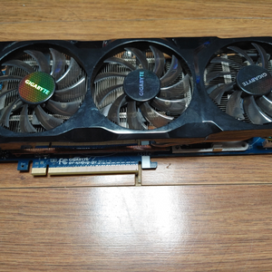 그래픽카드 GTX580 택배포함