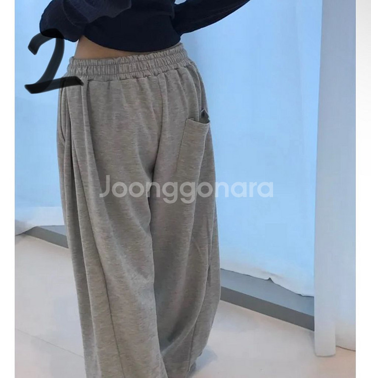 안 입는 옷들 판매--1