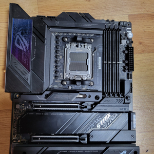 asus rog x670e-e gaming wifi