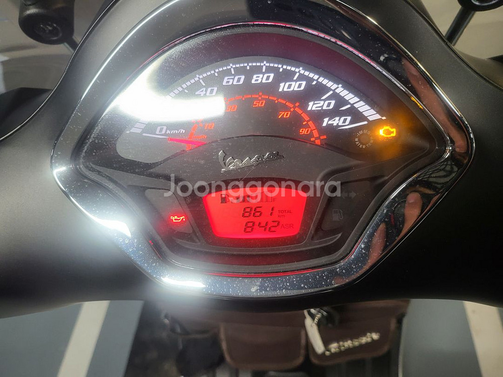 베스파GTS300슈퍼스포츠--4