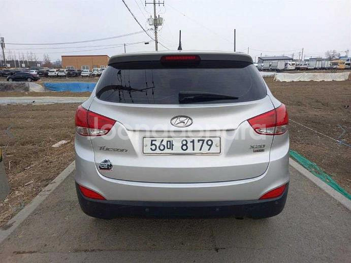 @10년식 투싼 ix 디젤 R20 2WD X20 럭셔--3