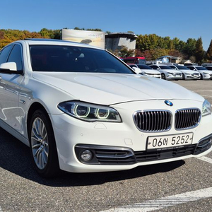 Bmw520d Xdrive 럭셔리 플러스