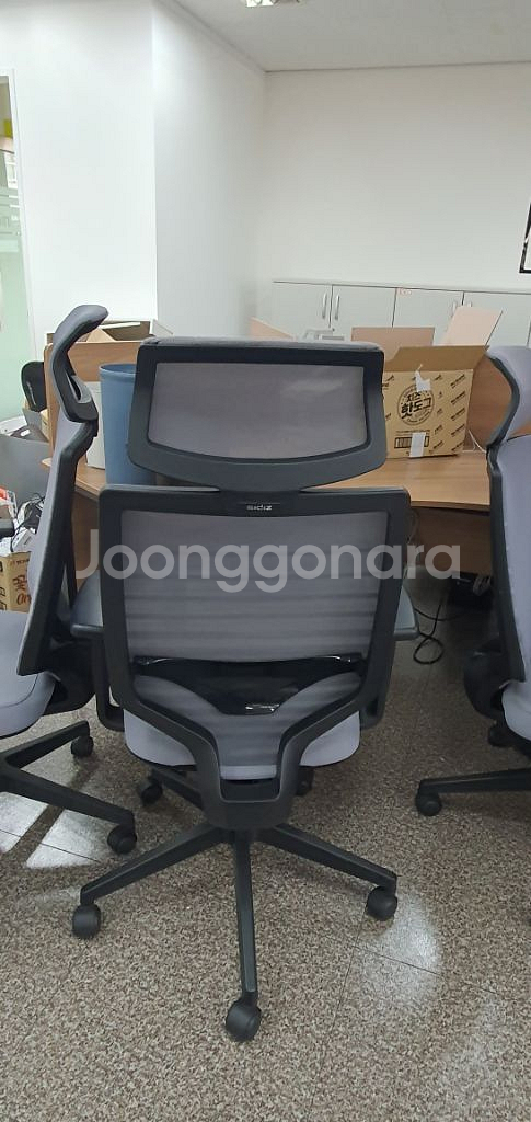 시디즈의자--1