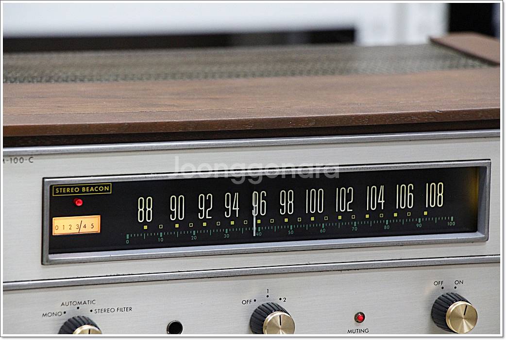 피셔(FISHER-미국) 진공관 튜너 모델 FM100C--3