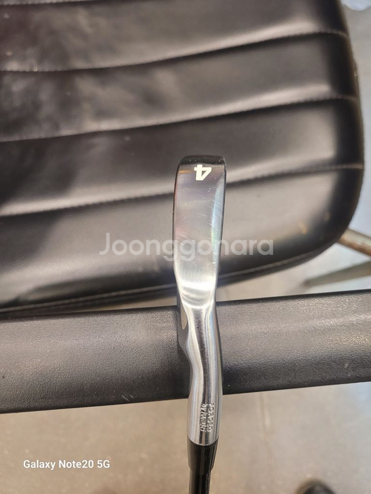 케니치 4번 단품아이언 팝니다.--2