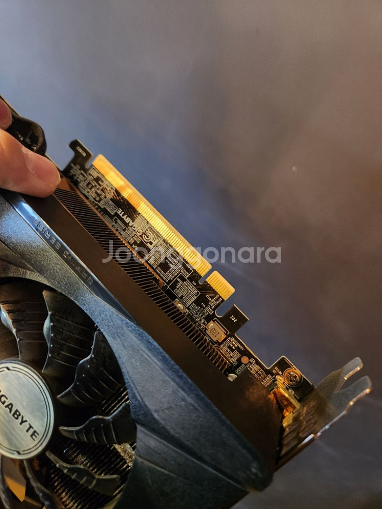 기가바이트 3070ti 박스풀 팝니다.--4