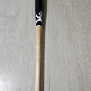 빅터스 나무배트 33.5인치 865g