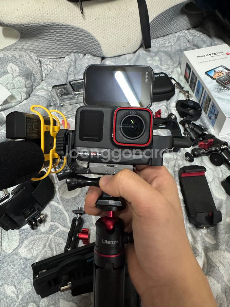 인스타360에이스프로 다드립니다--1