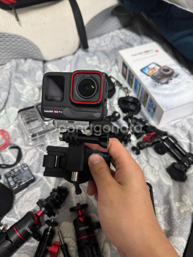 인스타360에이스프로 다드립니다--9