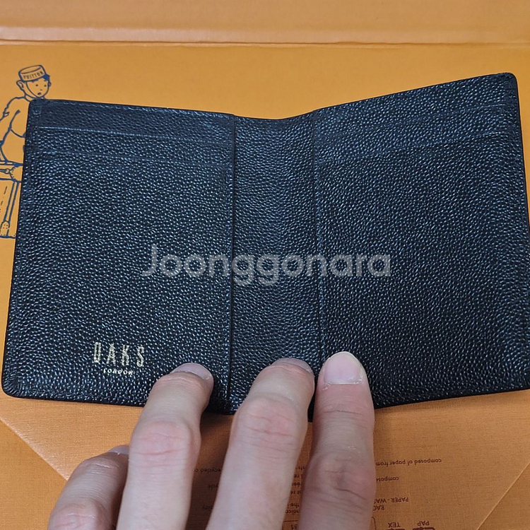 닥스 지갑 팝니다.--2