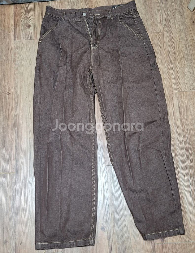 어딘지 모를 청바지 xl 팝니다--1