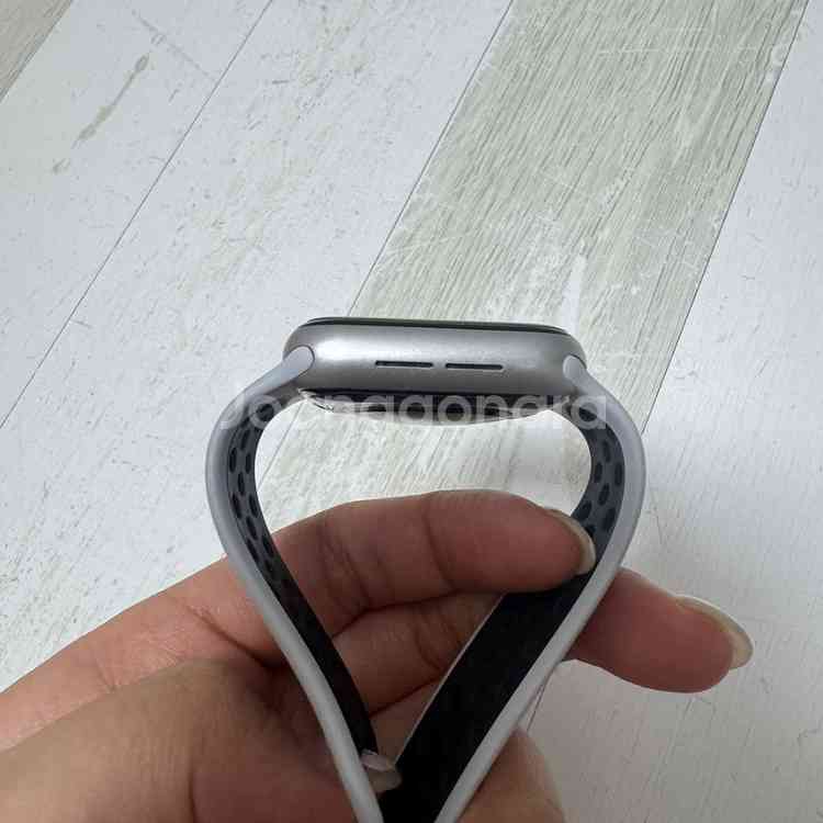 애플워치 SE 40mm 나이키에디션 실버 gps--4