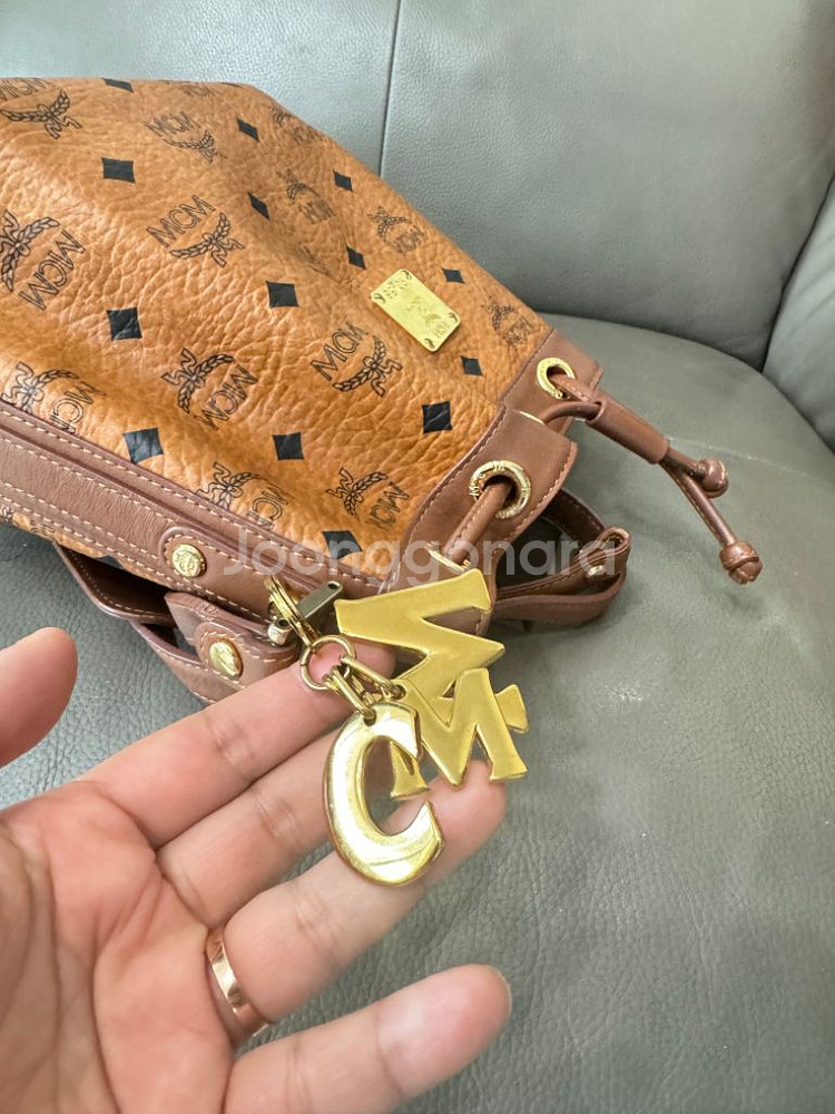 정품 mcm 가방--2