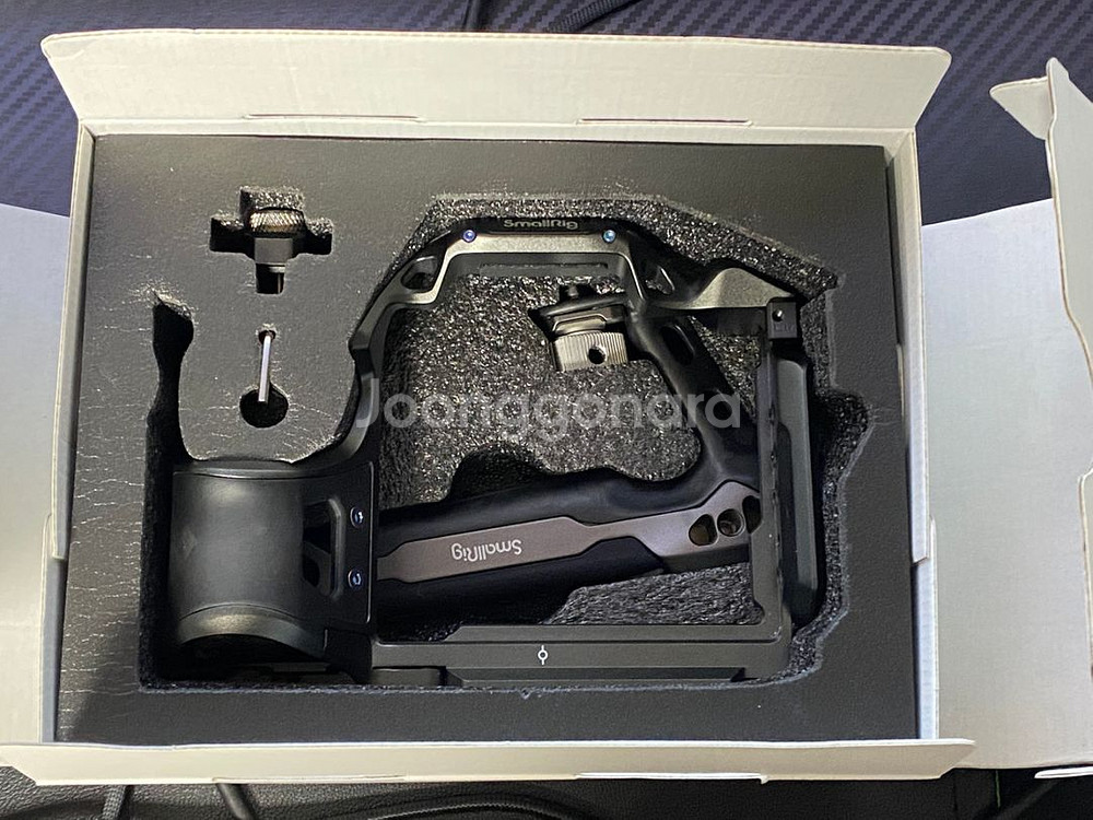 A7R5 스몰리그 라이노 베이직 카메라 케이지 키트--2