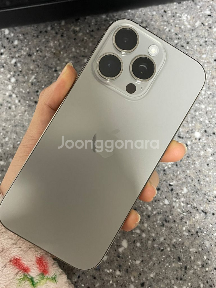 아이폰 16PRO 256GB 내추럴티타늄--6