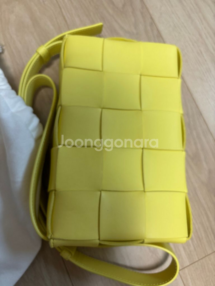 보테가베네타 카세트백 레몬(셔벗) 컬러--3