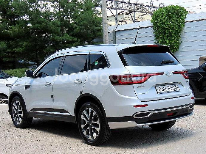 @17년식 QM6 2.0 dCi 4WD RE 시그니처--2