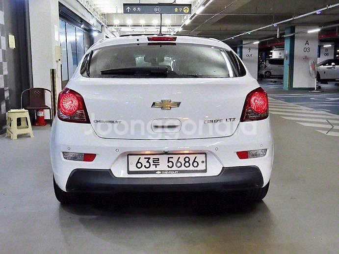 @11년식 크루즈 5도어 1.8 LTZ+ 전국최저가격--4