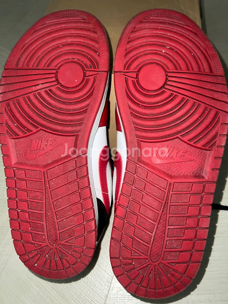 조던1 로우 화이트 짐레드 블랙--3