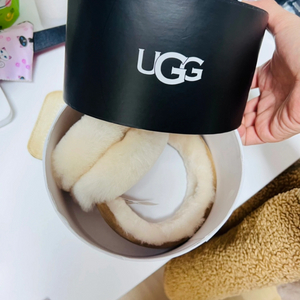 UGG 어그 귀마개 체스트넛 컬러 성인용 판매