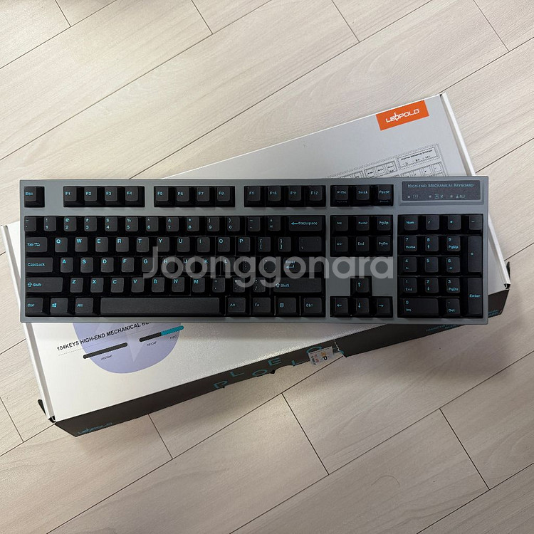 레오폴드 FC900RBT 적축 차콜블루 영문 팔아요--2