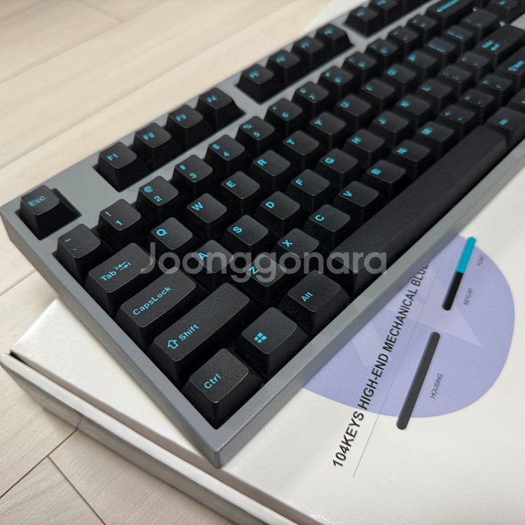 레오폴드 FC900RBT 적축 차콜블루 영문 팔아요--4