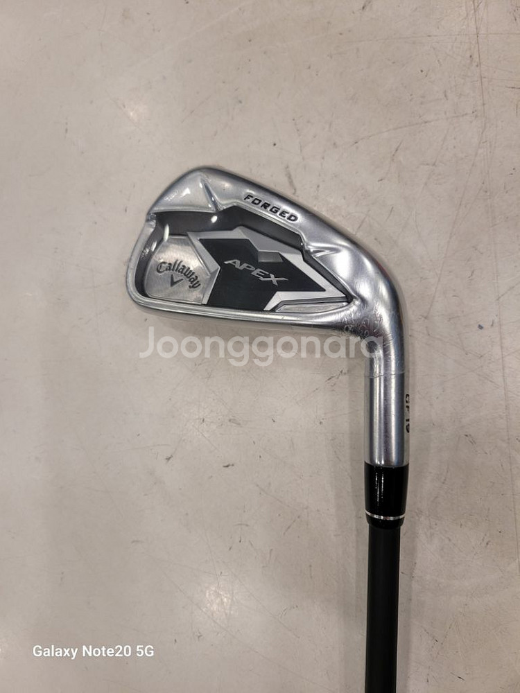 캘러웨이 Apex 7번 아이언 그라 새거 단품팝니다.--0