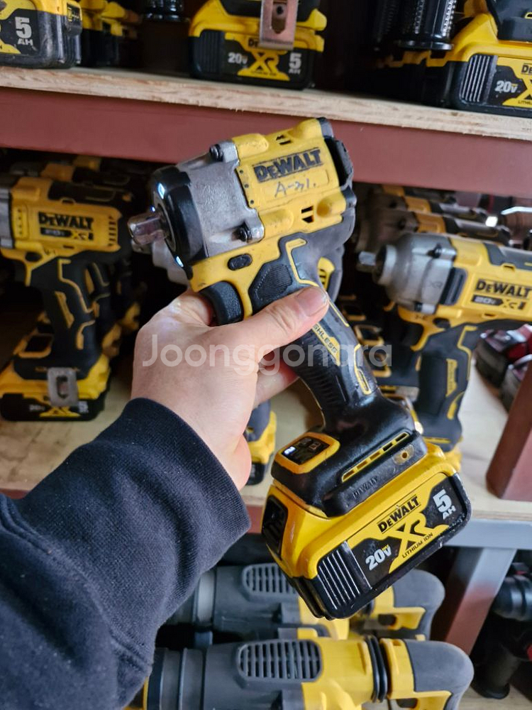 디월트충전임팩렌치DCF922 미드토크 속도조절 A-31--8