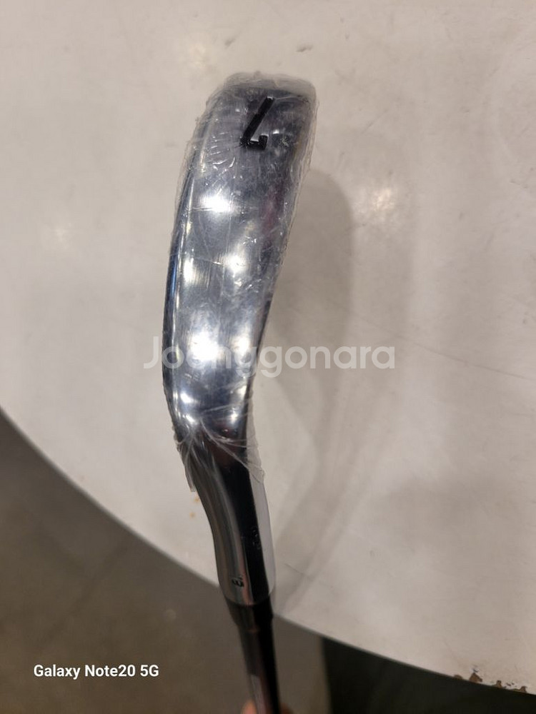새거 캘러웨이 x포지드스타 7번 그라아이언 팝니다.--2