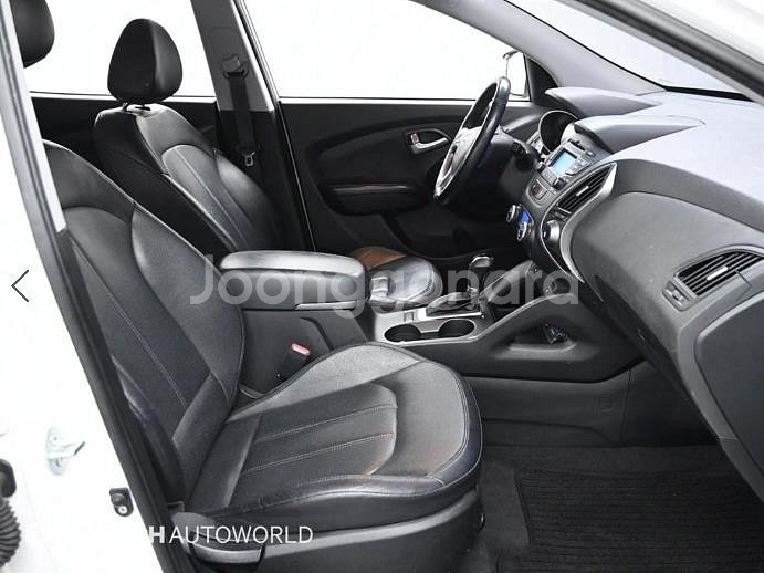 @13년식 뉴투싼 ix 디젤 R2.0 2WD 스마트--9