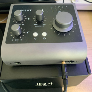 오디언트 id4 mk2