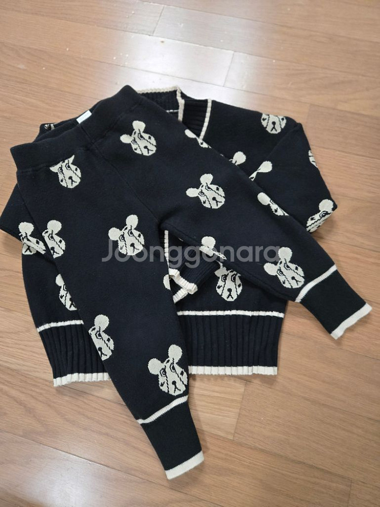 (가격내림)리미떼두두 레오 니트셋업s--1