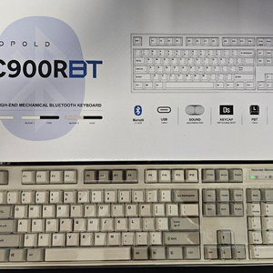 레오폴드 FC900R BT 적축 레트로 색상
