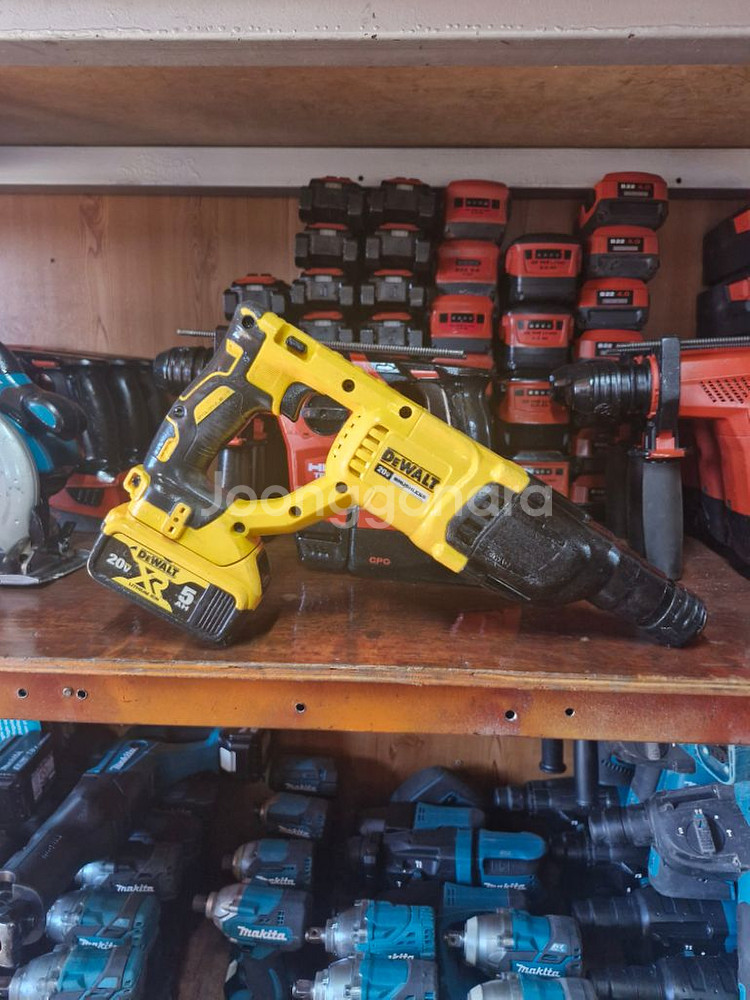 디월트충전함마드릴DCH133 P1.2023.앙카드릴.A--3