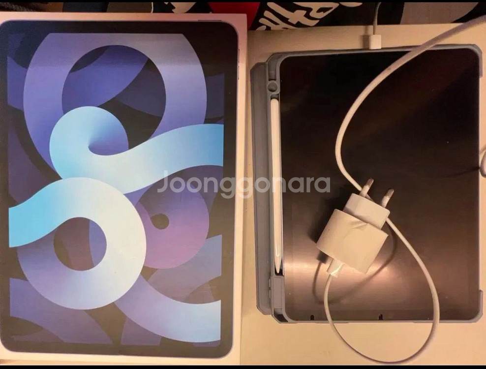 아이패드 에어4 스그 64GB + 짭플펜슬--1