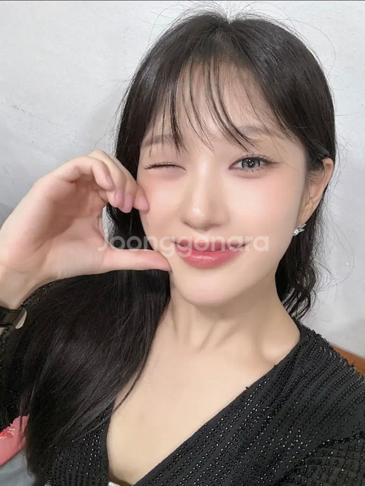 구매) 프로미스나인 이서연 싸인폴라--3
