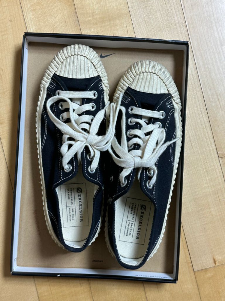 이사 기념 파격가로 드립니다.--5